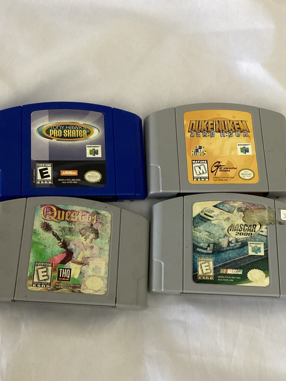 Nintendo 64 Game Cartridge Lot - Blue & Gray bundle